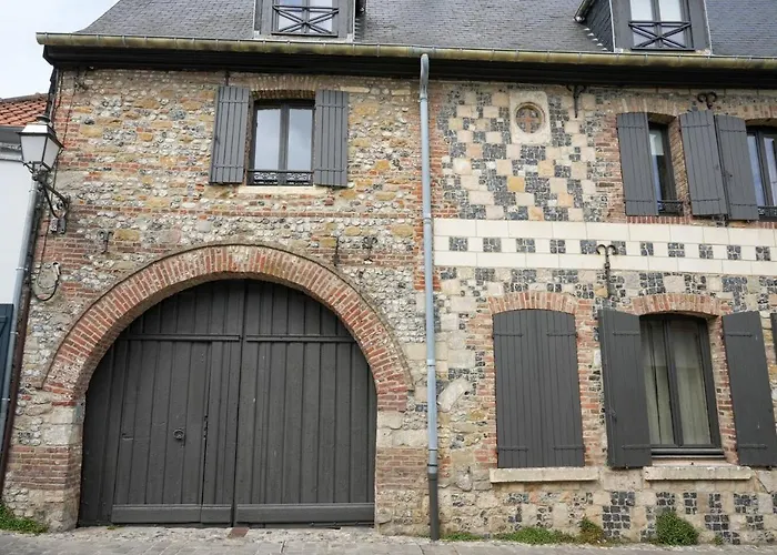 Le Clos De St Val 2